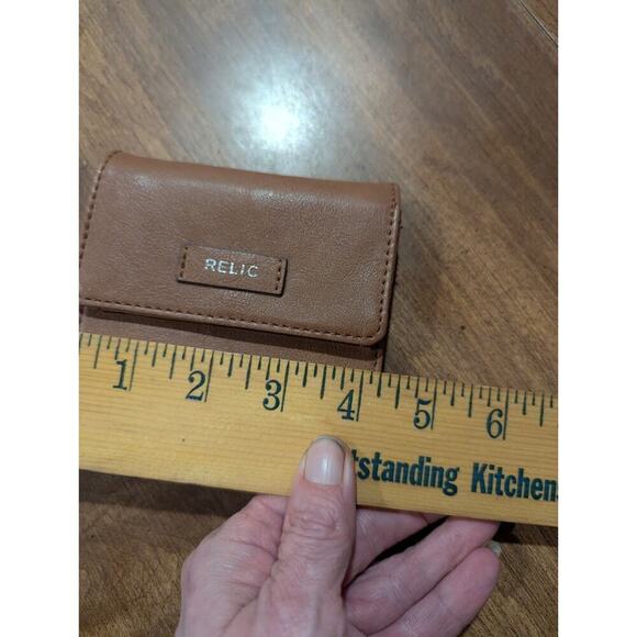 Relic Vintage Brown Leather Trifold Ladies Wallet Logo PLEASE READ - Picture 9 of 9